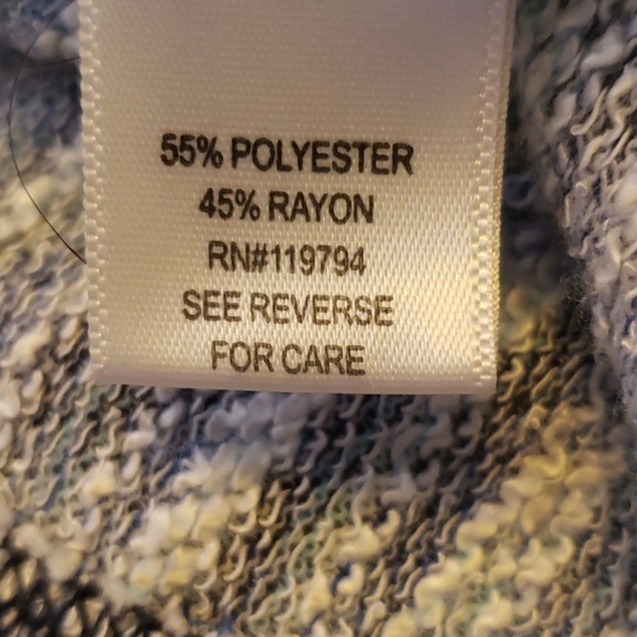 One World Zip Up Hoodie - Picture 3 of 4